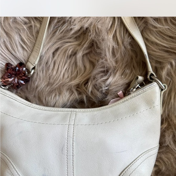 Y2K Coach mini Cream Shoulder Bag - Picture 5 of 9